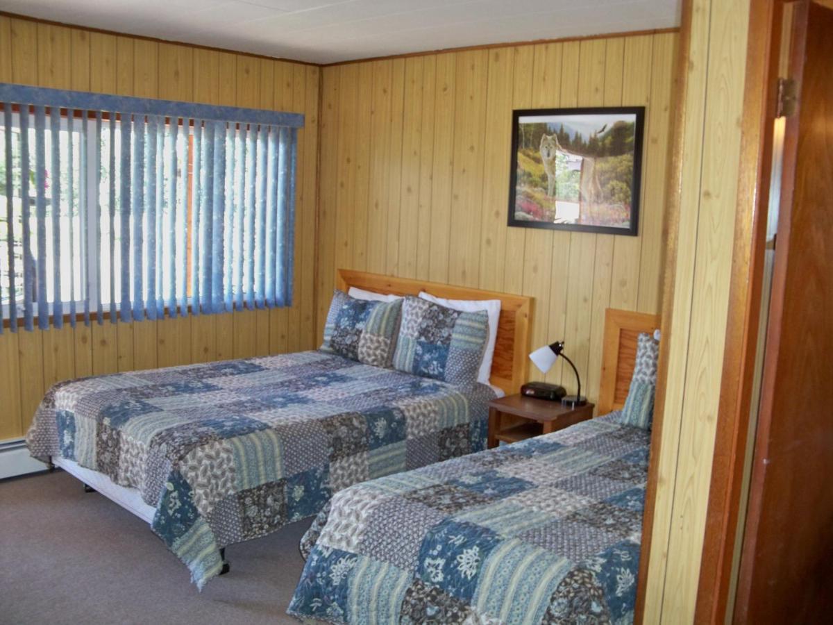 Stardust Motel Haines Junction Dış mekan fotoğraf